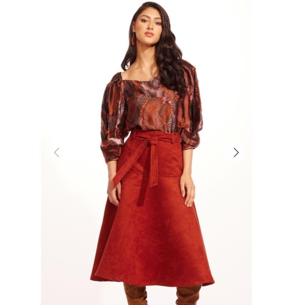 NEW EVA FRANCO allas skirt in brickland Sz 6